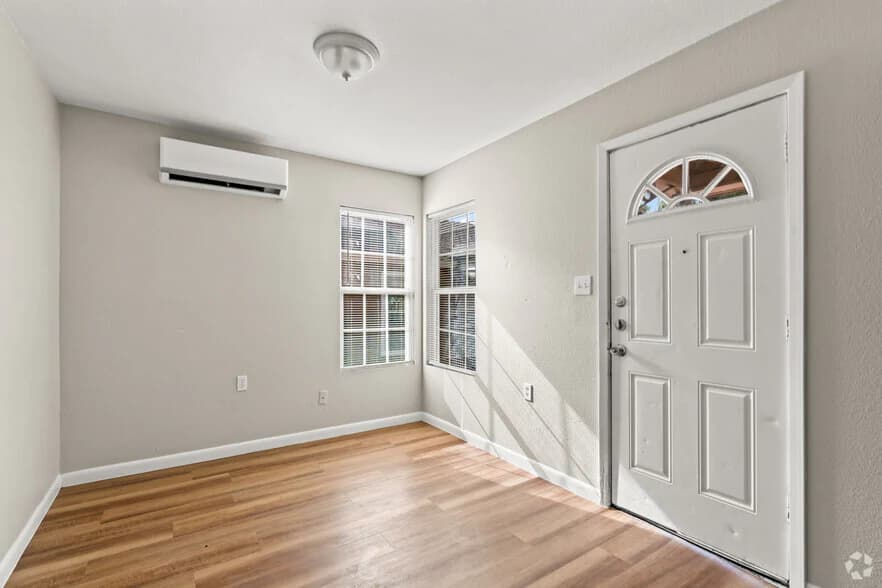Sycamore Creek Apartments in Fort Worth, Texas