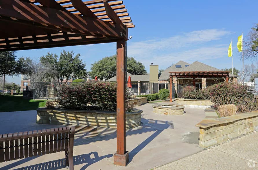 Windscape Apartments — exterior