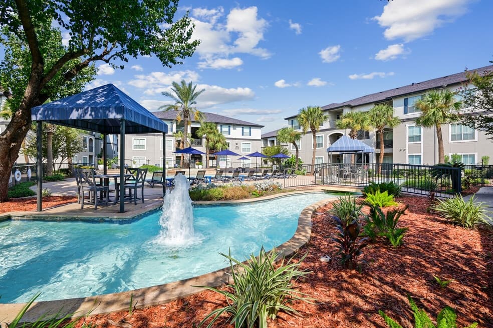 Aura at Westchase in Houston, Texas