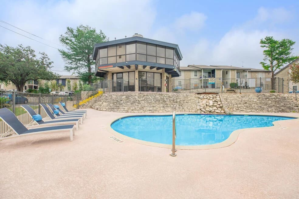 Pearl Park Apartments in San Antonio, Texas