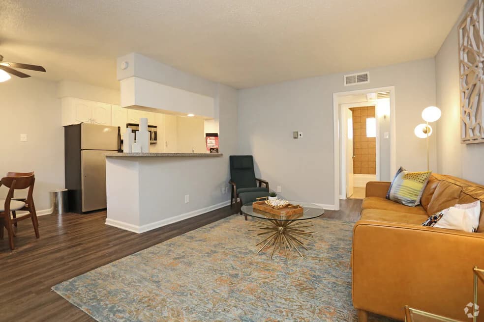 Tesoro Bonita in Dallas, Texas