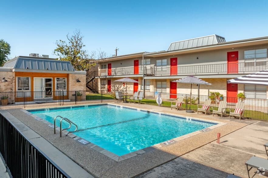 Greenbrier Apartments in San Antonio, Texas