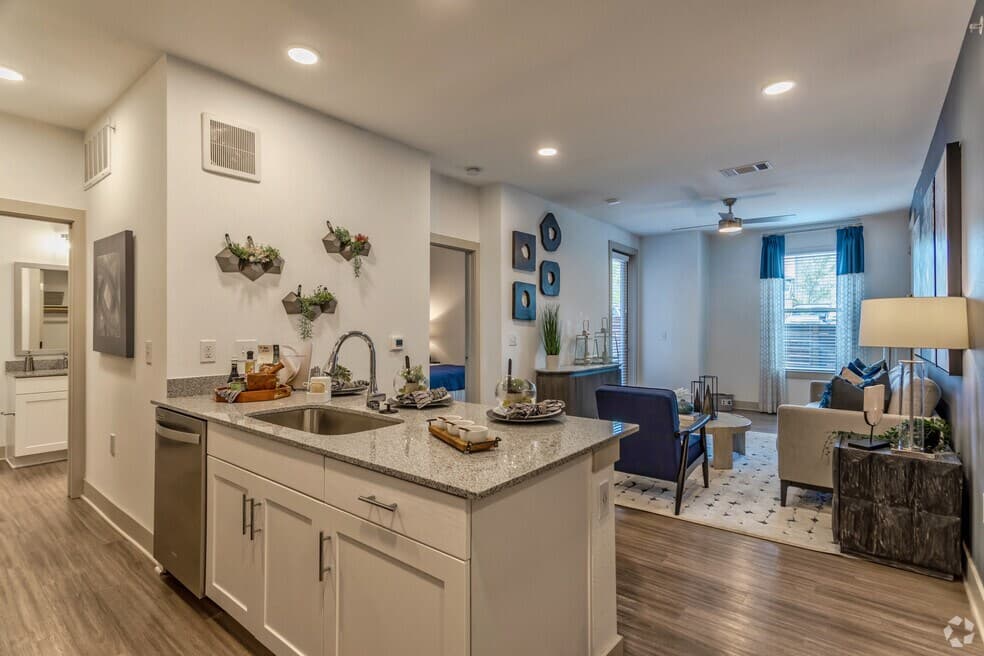 Alta Landing — photo 4