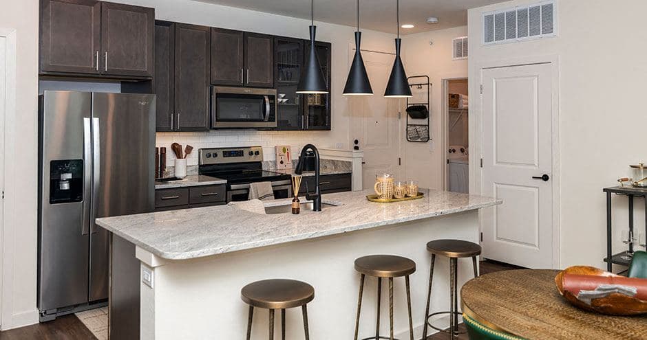 Lakeline Crossing Apartments in Cedar Park, Texas