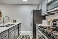 Evaline Apartments — photo 5