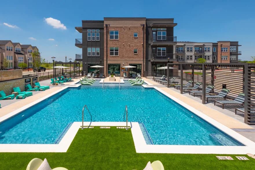 The Wentworth at Lexington Ranch — exterior