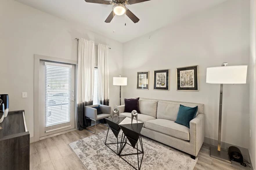 Rocklyn at Samuels Ave in Fort Worth, Texas