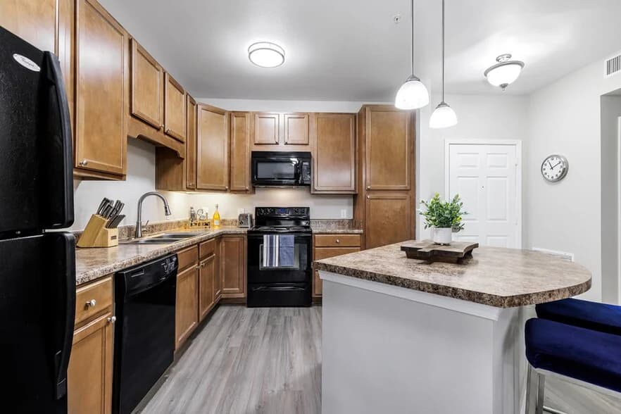 Overture Ridgmar 55+ Active Adult Apartment Homes in Fort Worth, Texas