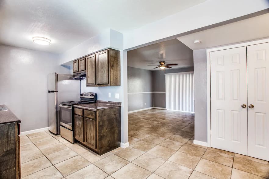 Grand Manor in Grand Prairie, Texas