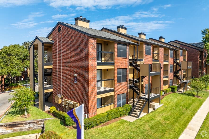 Falcon Ridge in Fort Worth, Texas