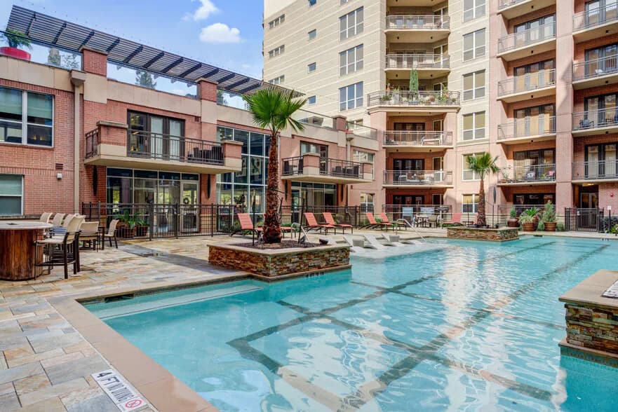 Hollings Post Oak in Houston, Texas