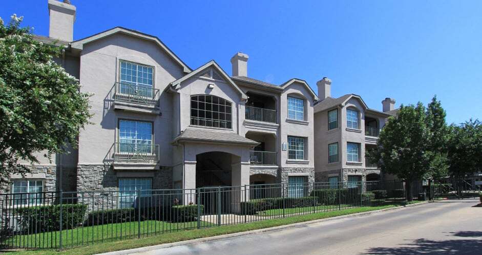 Village on the Parkway Apartments — exterior