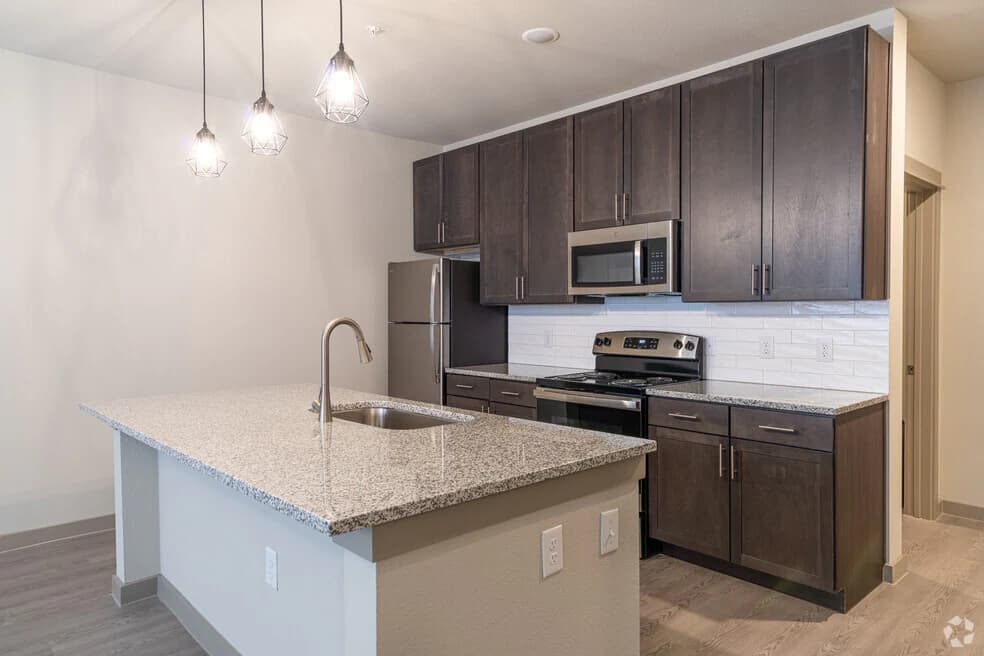 South Rice Apartments — photo 2