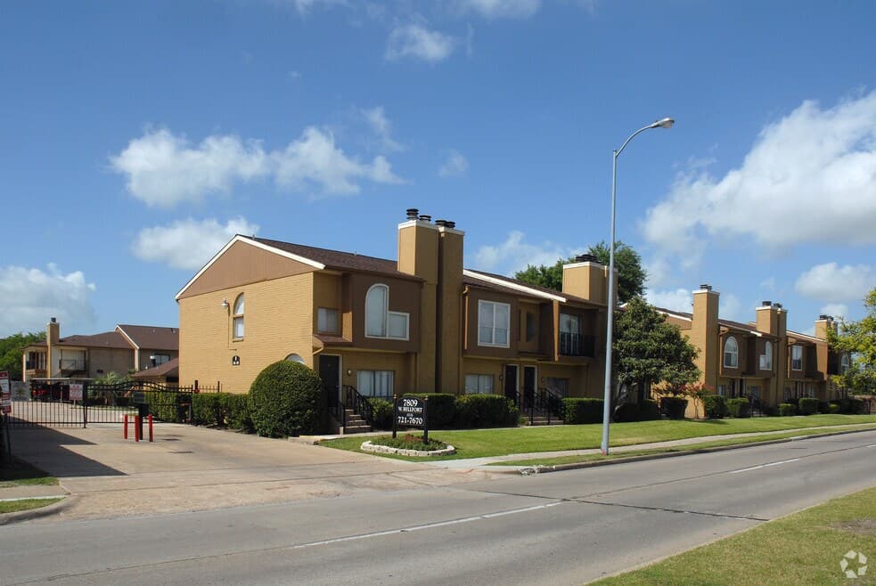 West Bellfort — exterior