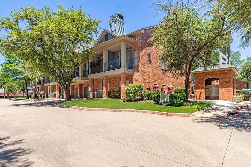 Retreat at Spring Park in Garland, Texas