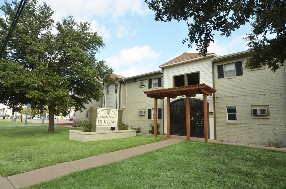 Haceinda-Serena Apartments in Irving, Texas