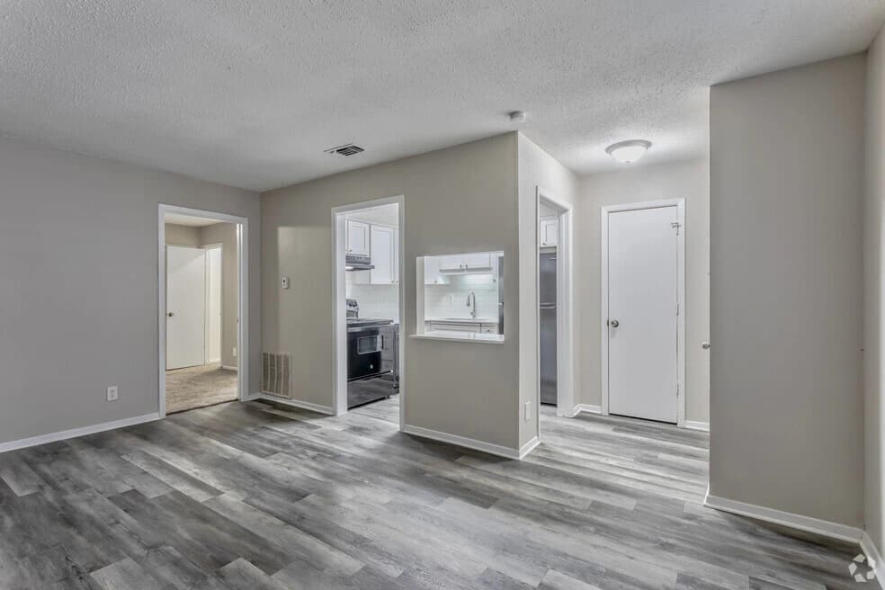 Parkwyn Townhomes — photo 2
