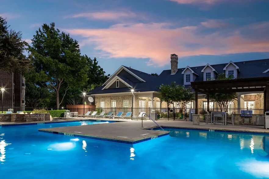 Marquis at Silver Oaks in Grapevine, Texas