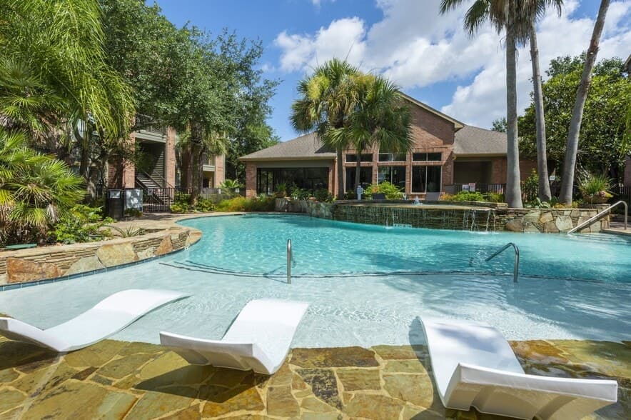 Breakers at Windmill Lakes in Houston, Texas