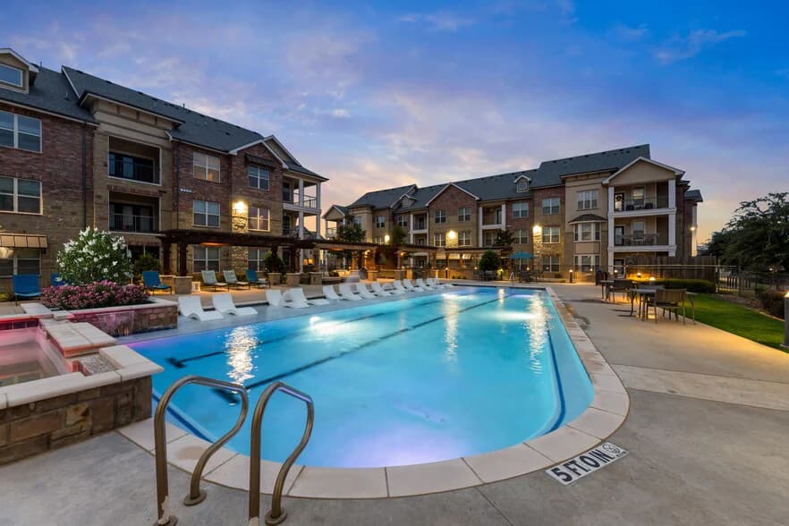 Auberge of Burleson in Burleson, Texas