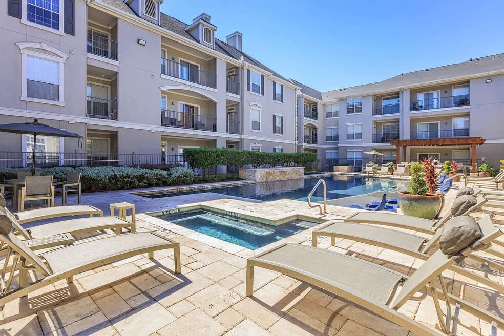 Estates At Bellaire in Houston, Texas