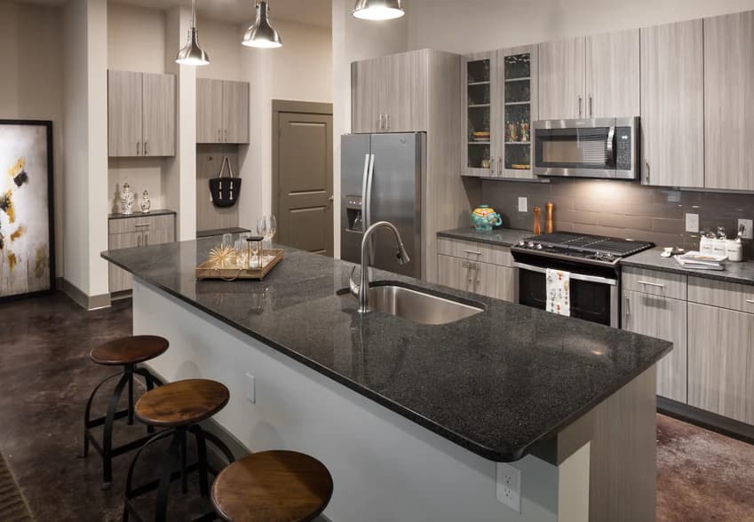 SYNC CityLine — exterior