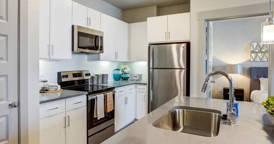 Everly Apartments — photo 4