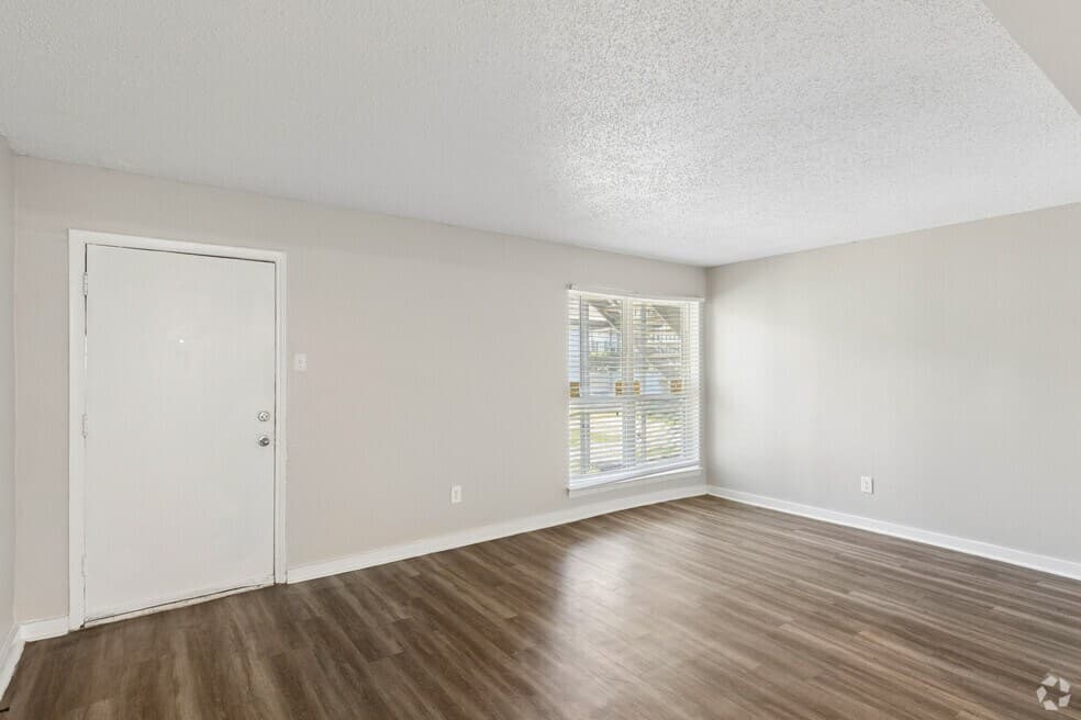 Legacy Lofts — photo 5