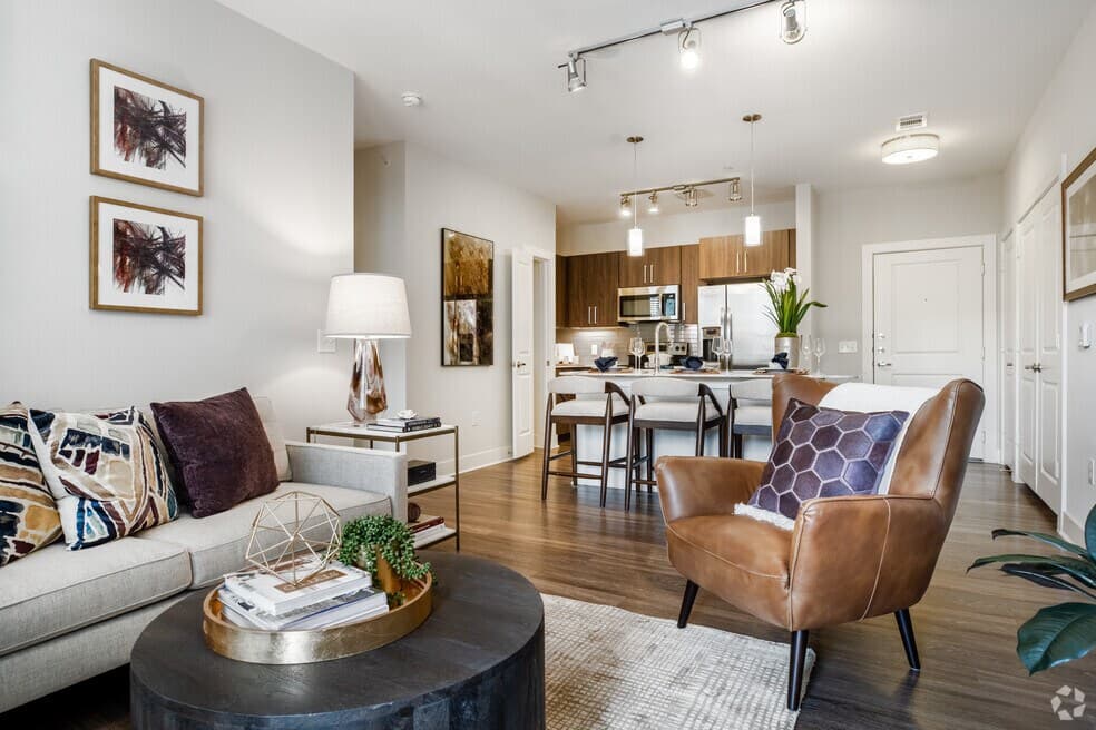 Everleigh Lakeline 60+ Active Adult Apartment Homes — photo 2