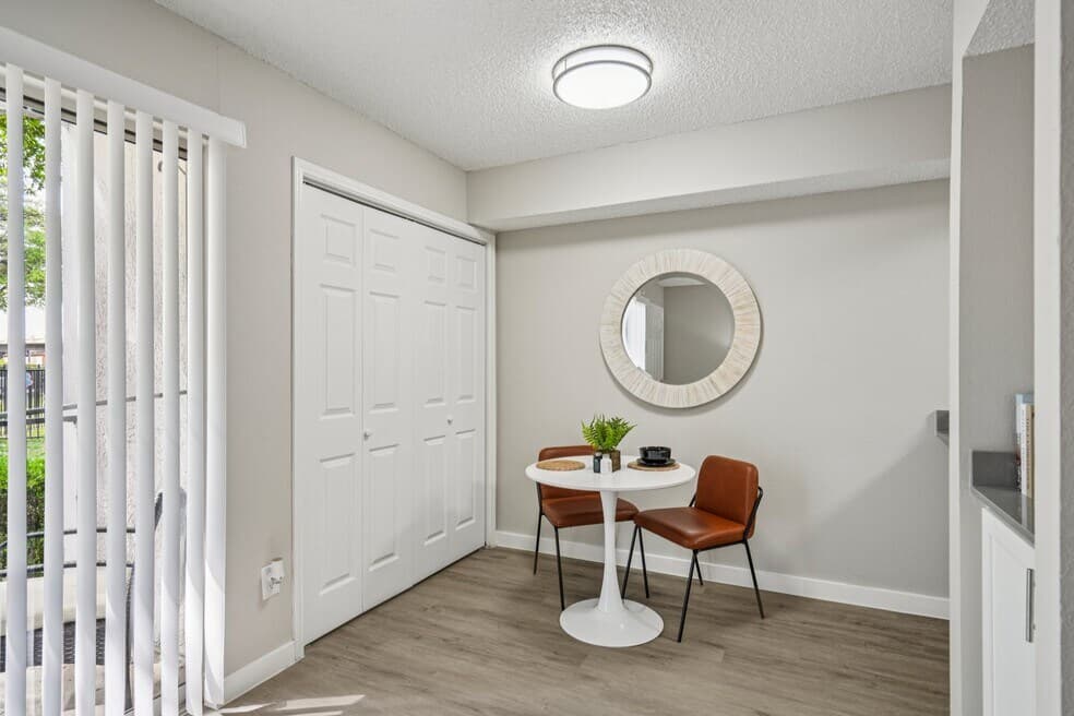 Villas on Rosemeade East — photo 4