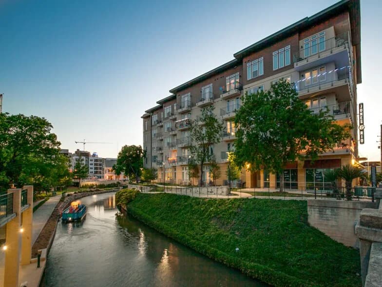 Jones and Rio in San Antonio, Texas
