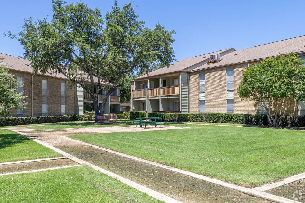 Foxwood in Mesquite, Texas