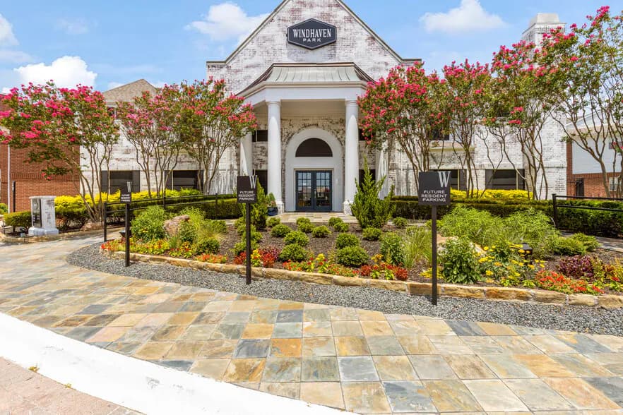 Windhaven Park — exterior