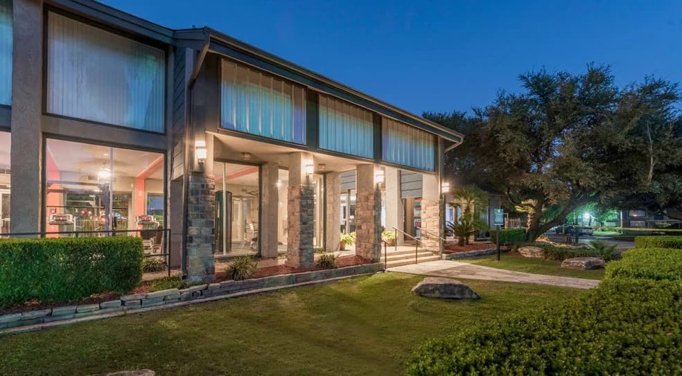 The Palms at 8800 in San Antonio, Texas