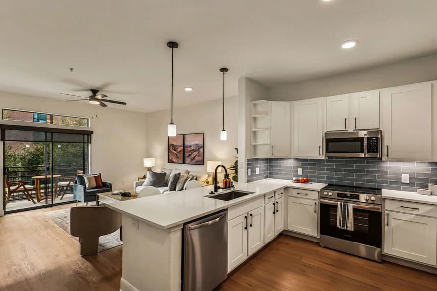 Instrata Upper Kirby in Houston, Texas