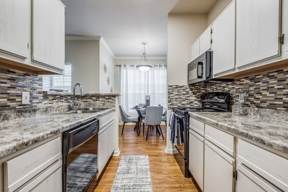 The Trestles Apartments — photo 2