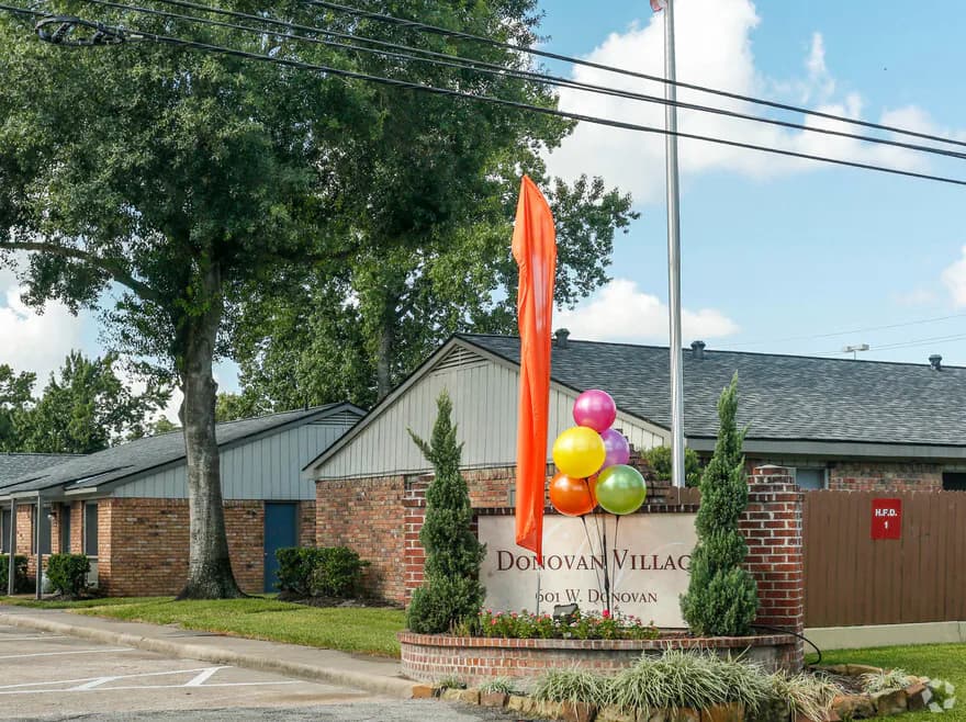 Donovan Village Apartments in Houston, Texas