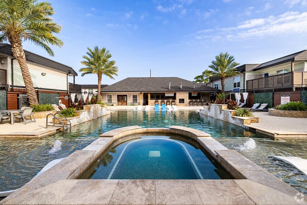Dominion at Oak Forest in Houston, Texas