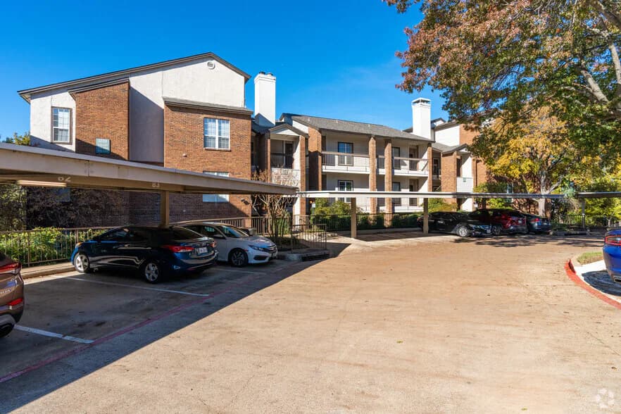 Ascension Point Condominiums in Arlington, Texas