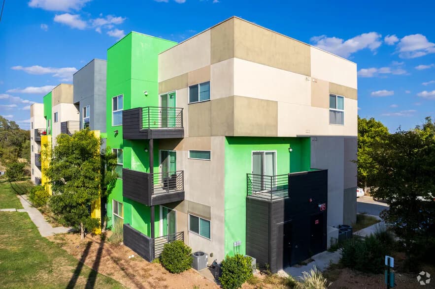 Green Spring Apartments in San Marcos, Texas