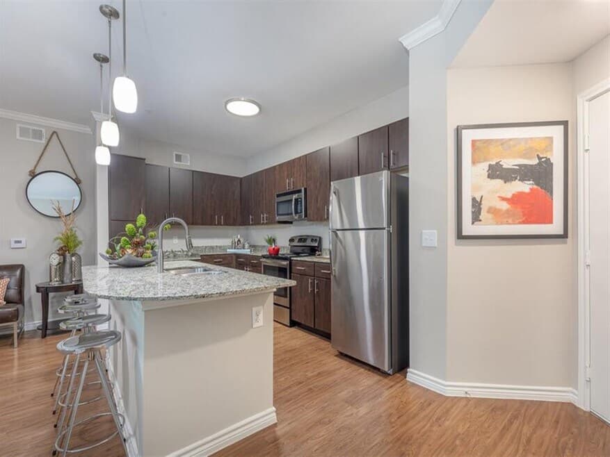 Delray Apartments — photo 2