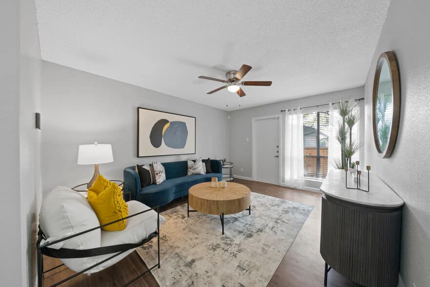 Henley Park Apartments in San Antonio, Texas