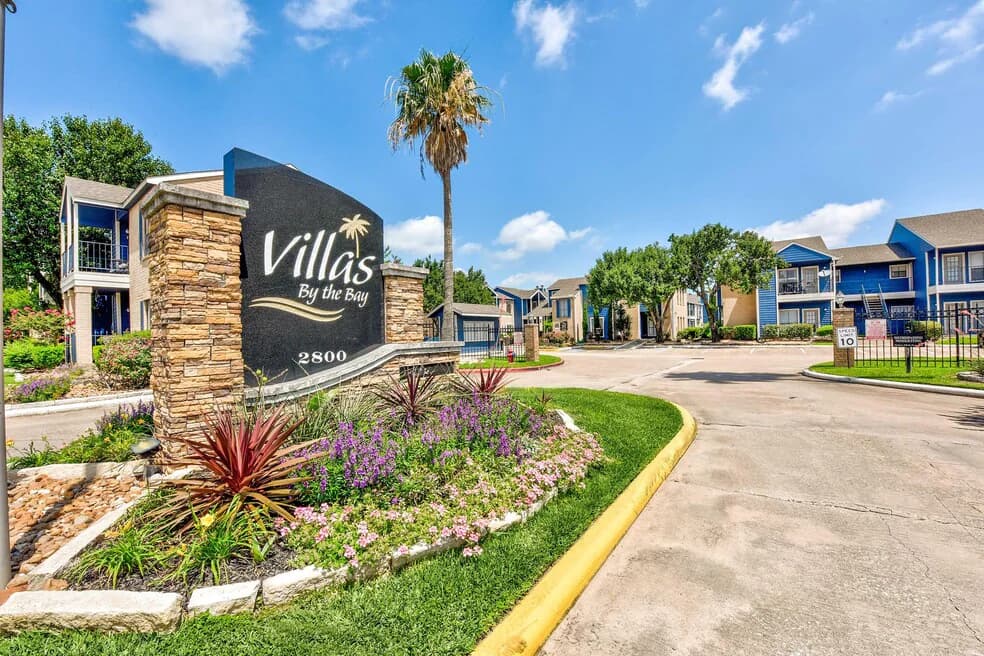 Villas By the Bay — exterior