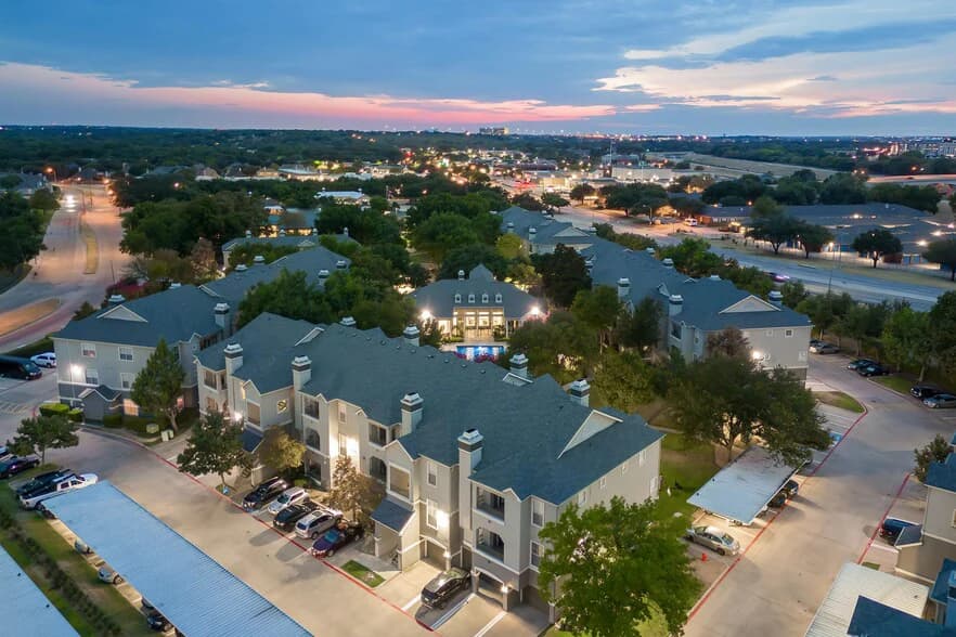 Marquis at Stonegate in Fort Worth, Texas