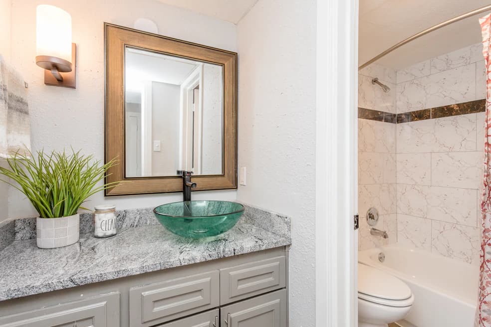 San Marino Apartments — photo 4