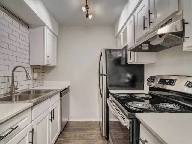 Barton Ridge Apartments in Austin, Texas
