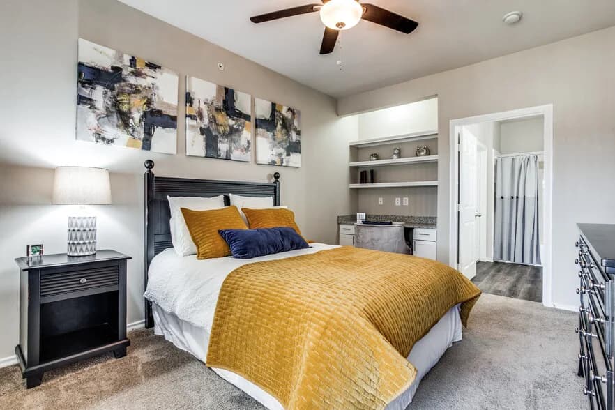 Village of Hawks Creek in Fort Worth, Texas