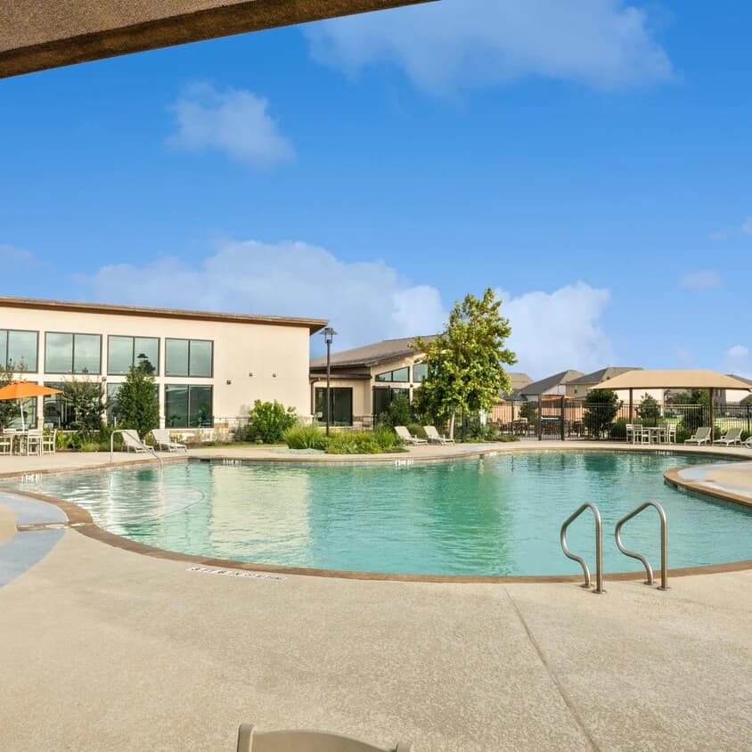 Tricon Saddle Creek — photo 2