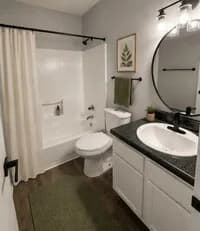 HALTOM OAKS APARTMENTS — photo 3