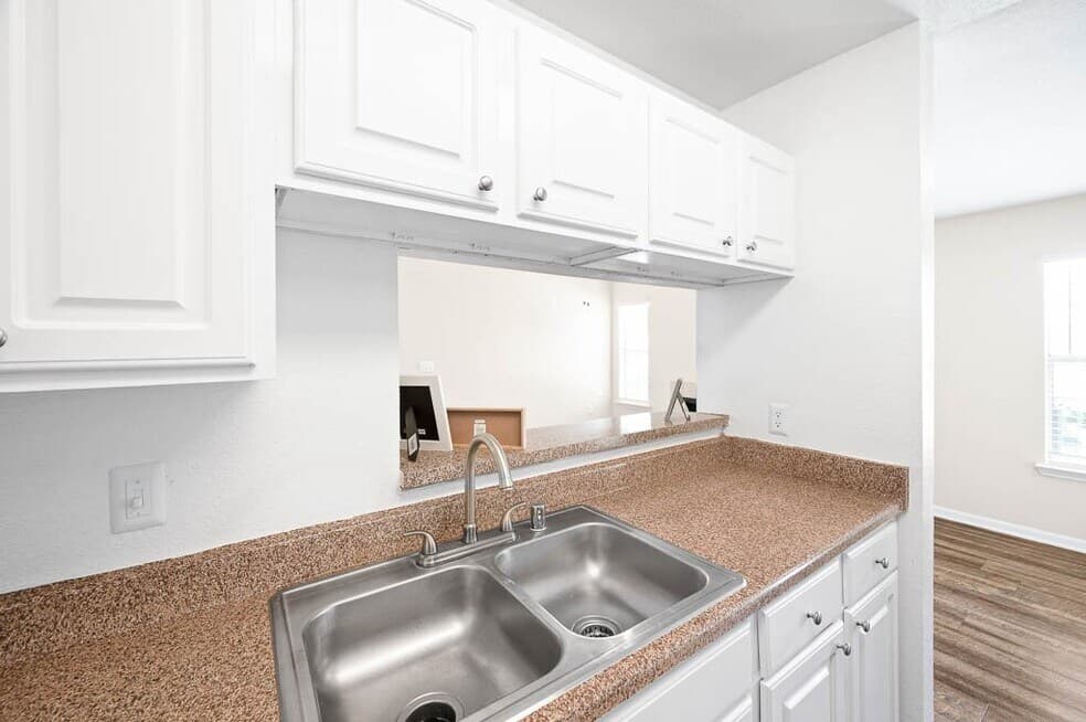 College View Apartments — photo 3